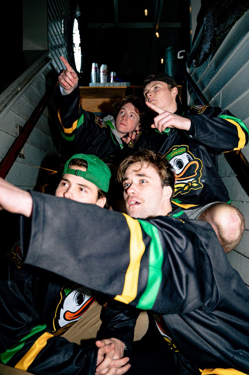 UOHockey's tweet photo. Hey look! Game Day just got a whole lot sweeter! Not only is it GREEK NIGHT, but our store is LIVE and with a new color!

For the next two weeks, our jersey story, courtesy of our friends @verberohockey, will be open for jersey orders in white, green, and our NEW black jerseys! https://t.co/4sg5K31gfK