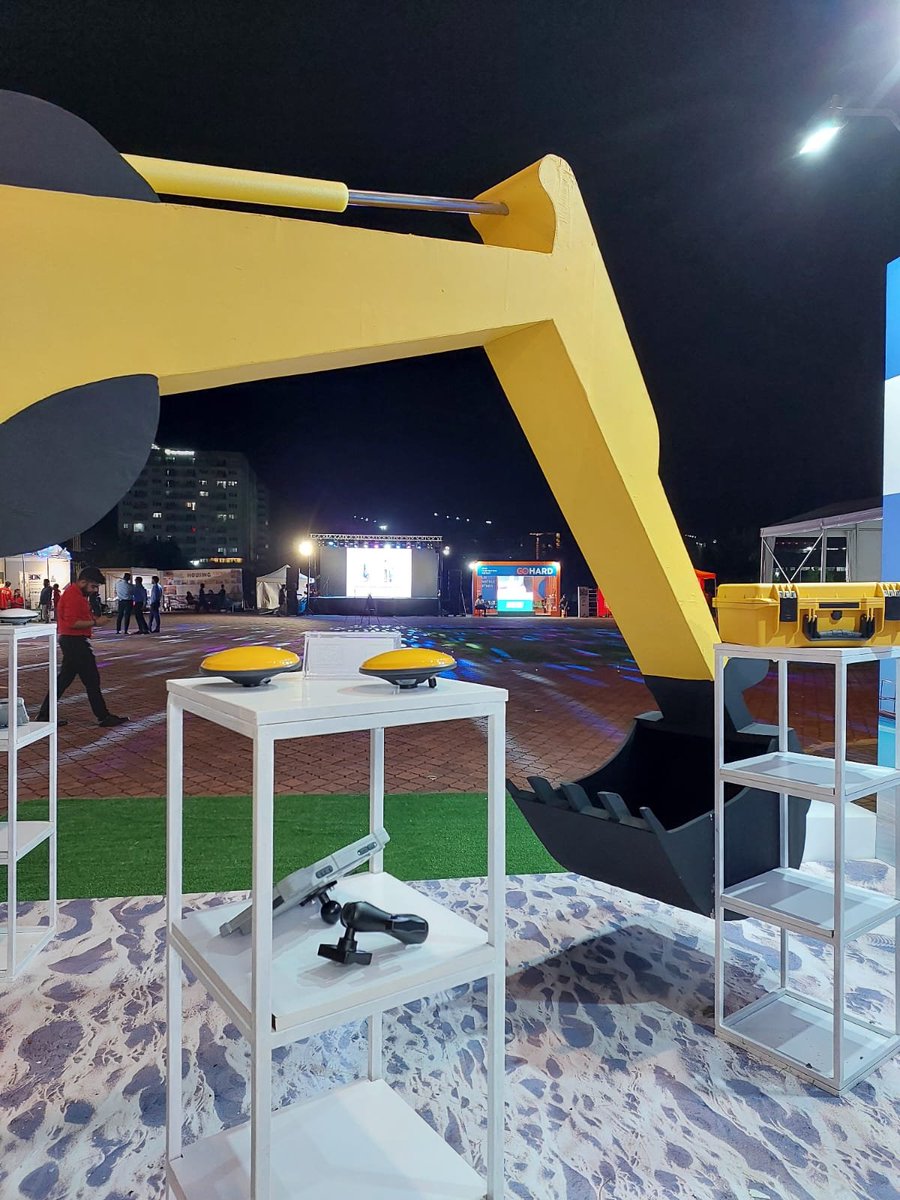 ComNav_Tech's tweet photo. Our distributor Foresight Surveyors Pvt. Ltd. in Maldives participated in the #BuildExpo2024 where Universe series Laser RTK and XE100 guidance system for excavator were on display.
Easter Egg: Little #Surveyors in #BuildExpo2024
#ComNav #SinoGNSS #landsurvey #survey #laserrtk https://t.co/FlRrqW0PGL