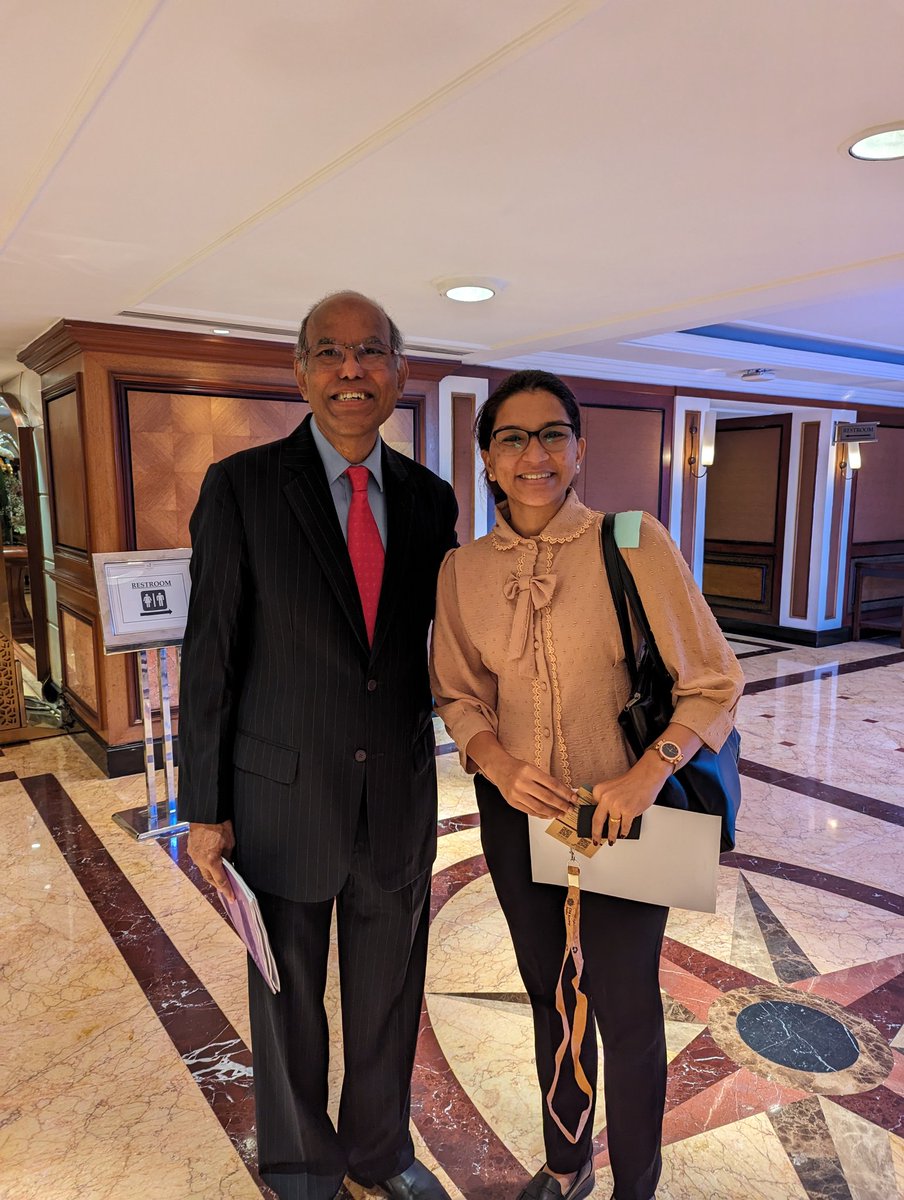 ca_sharmila's tweet photo. Meeting Dr. Duvvuri Subbarao , Ex RBI governor &amp; Ex Finance secretary of India https://t.co/bG9cssCLRg