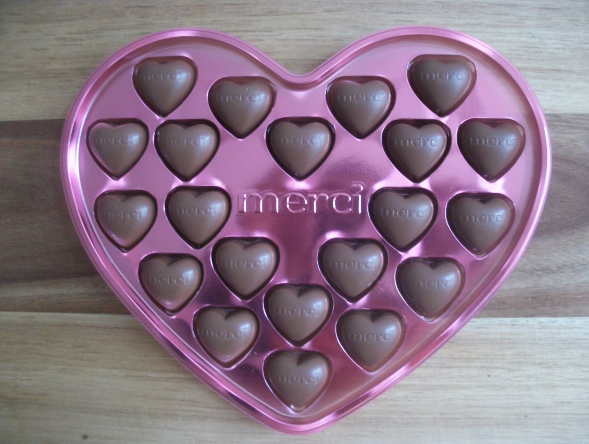 AmaberlMakki's tweet photo. Auch heute habe ich wieder einmal 1000 #gefühlte #Herzen #verschenkt 🙋♂️💕💕💕
Habt einen schönen Freitag und einen guten Start ins Wochenende https://t.co/hpOXQv8jAI