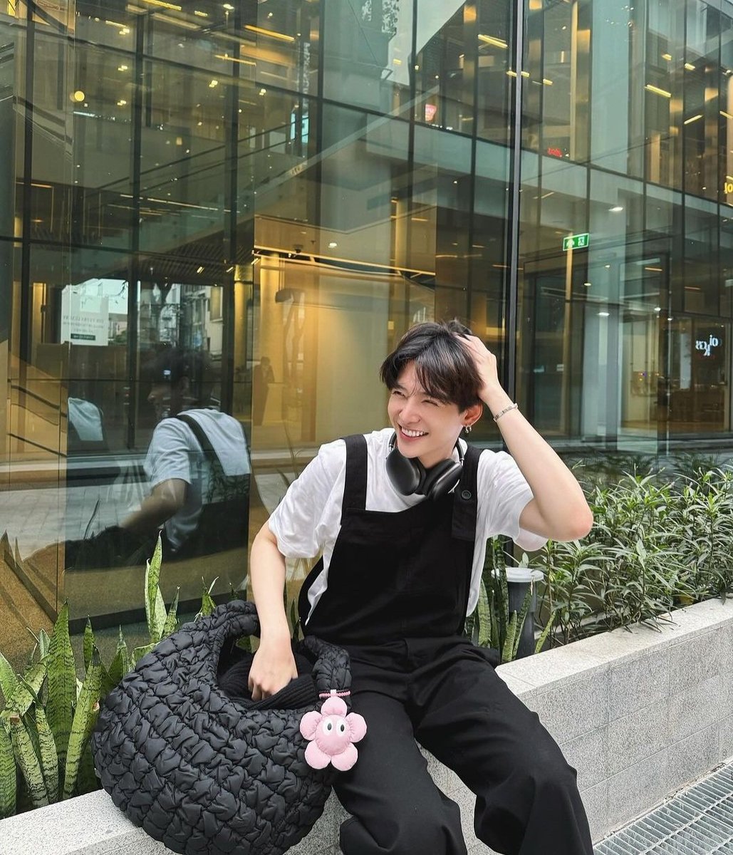 iceiper's tweet photo. P'Nut remembers to listen to the doctor's advice, take medicine on time, eat well and go to bed early, so you can recover quickly. I love you so so so much 🥹🤍

#GetWellSoonSupanut
#supanut https://t.co/cQq9f9Dtze