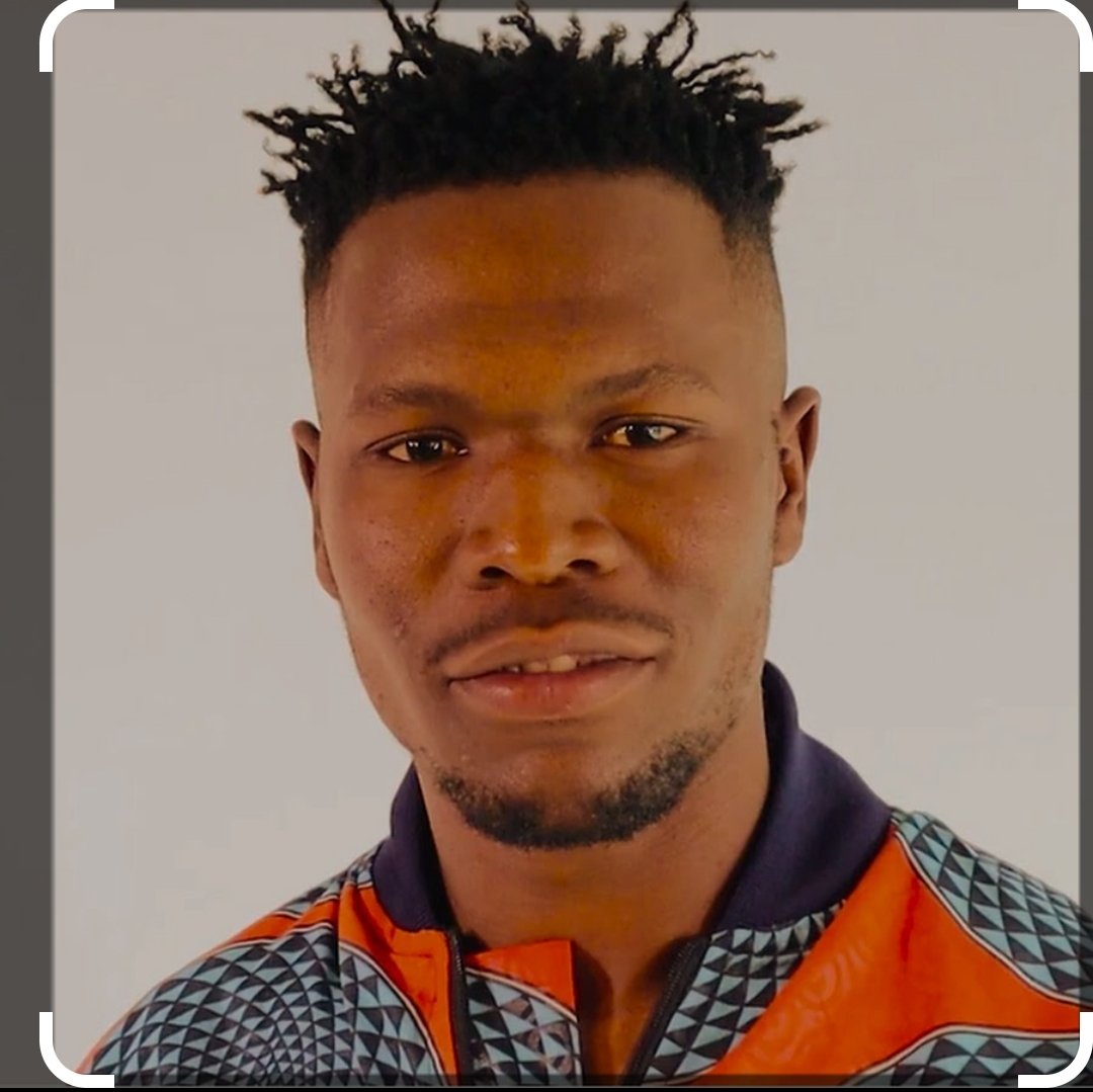 ThatbeatT's tweet photo. Ama 2k know him as Pro Tee but we know him as Dj Mata 🥱 https://t.co/OkbKMN2m6A