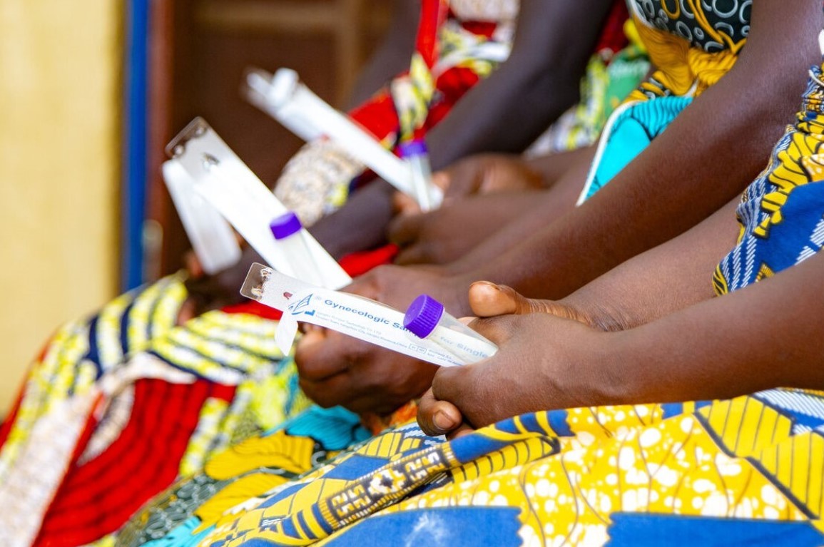 Elekta_Fdn's tweet photo. Cervical cancer is a serious disease that can be prevented and treated if detected early. A test kit is only 5 dollars. If you want to support, please go to the Elekta Foundation website. https://t.co/MDshxzoSI6