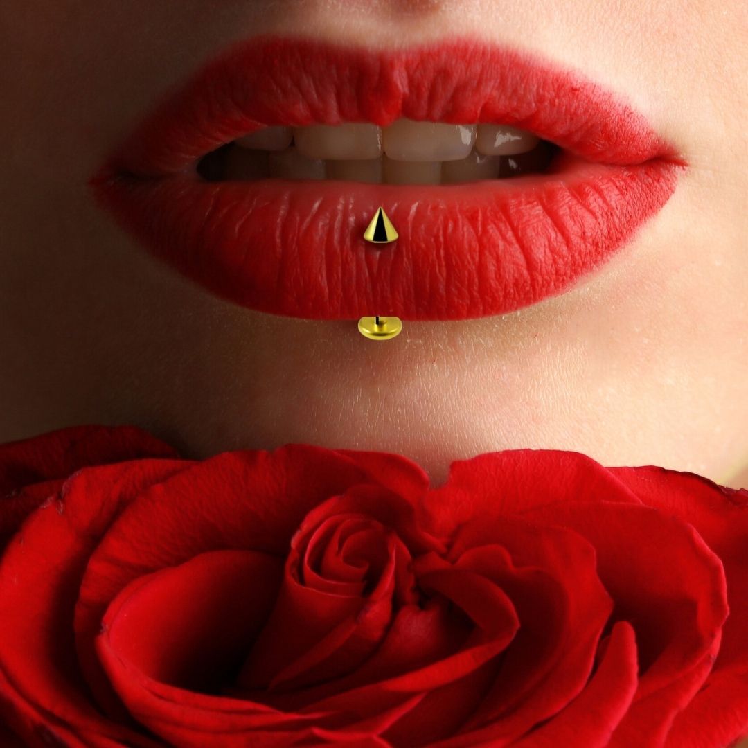 piercebody's tweet image. Hypoallergenic, lightweight, and crafted for comfort, this NEW G23 Grade Titanium Labret Piercing Bar is your go-to accessory for a flawless look. 
🔗 😍 
buff.ly/4aWora8
.
.
#TitaniumTrend #PiercingPerfection #FashionForward #NewIn #G23Titanium #JewelleryObsessed