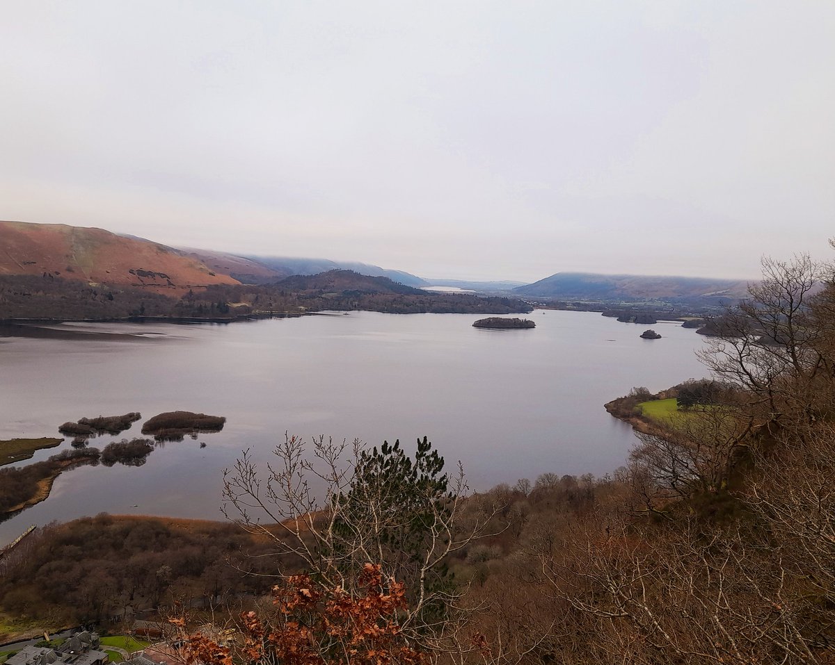 Still a bit dull, but who cares.
Sabre rattling seems to be the order of the day as we commit yet more £billions to war in the east.
We can't defend our shores, but proxy war is an easy take.
Something has to give & it won't be pleasant.
Derwentwater & Bassenthwaite.
Morning all;