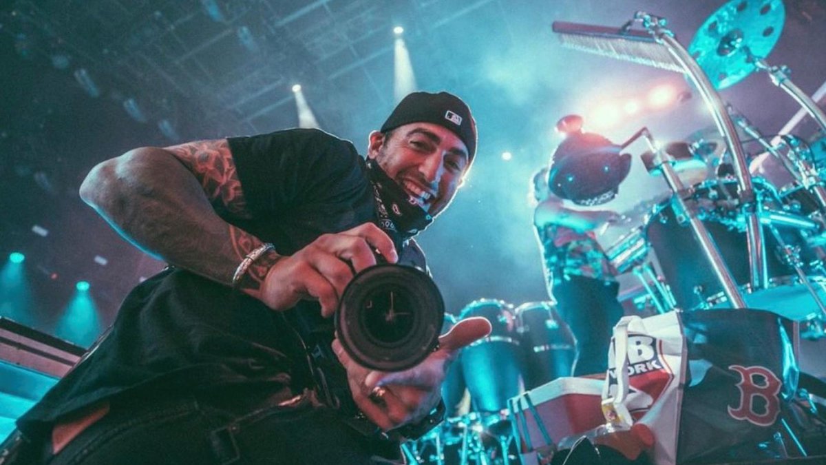 instalia_eu's tweet photo. https://t.co/dBPRU1qLUZ
👉#TylerLord, director creativo de @zacbrownband nos explica acerca de como #Blackmagic está redefiniendo la creación de contenido para #RedesSociales y #YouTube 
con:
📌#Blackmagic #PocketCinemaCamera 6K Pro  
📌Blackmagic #URSAMiniPro 4.6K G2 https://t.co/cLKegWASeA
