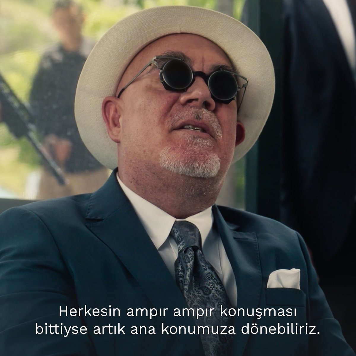 Haftalık toplantılarda ben.