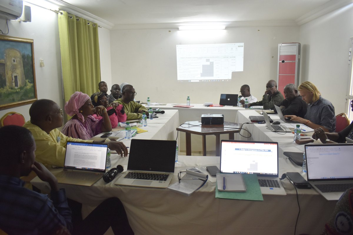 FAOSenegal's tweet image. Durant 2⃣ jours, le comité technique de #RIPOSTES a:
✅Présenté l’état d’avancement des divers protocoles avec les partenaires
✅Communiqué les résultats des études réalisées avec les consultants
✅ Défini le plan de travail &amp;amp; budget annuel 

#EUGreenDeal #PSEVert