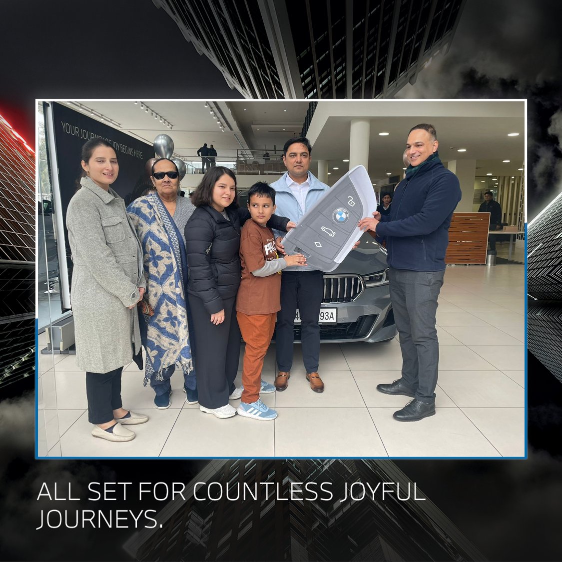 BMWKrishnaAuto's tweet photo. Created for those who have mastered the rules of luxury.
We are delighted to deliver Dr. Jasbir Lather &amp; Family an experience of JOY and Sheer Driving Pleasure with the new BMW 6 Series Gran Turismo.
Welcome to the exciting world of BMW.
#LuxuryRecrafted #BMW6GT #BMW6Series https://t.co/zKzOnk9laO