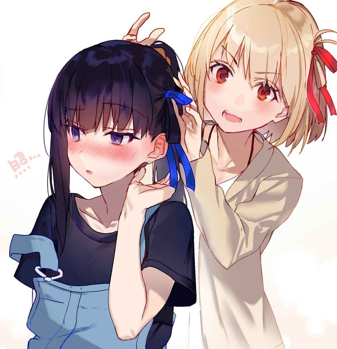 inoue takina ,nishikigi chisato multiple girls 2girls blonde hair overalls black hair ribbon red eyes  illustration images