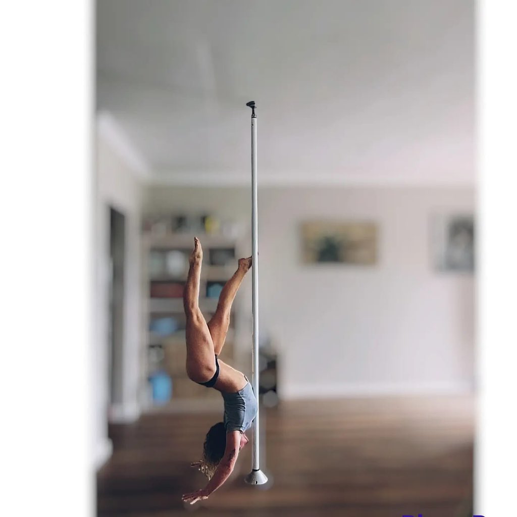NounoucheZA's tweet photo. It’s #FitnessFriday and we shine the light on an incredible woman, Kristy De Jager. Pole dancer and instructor who has also started her journey with CrossFit. She speaks to Bonnie Meslane about her work and the joys of pole. 

Read it here: https://t.co/GeMyOD93BV https://t.co/iyTj1IA4d7