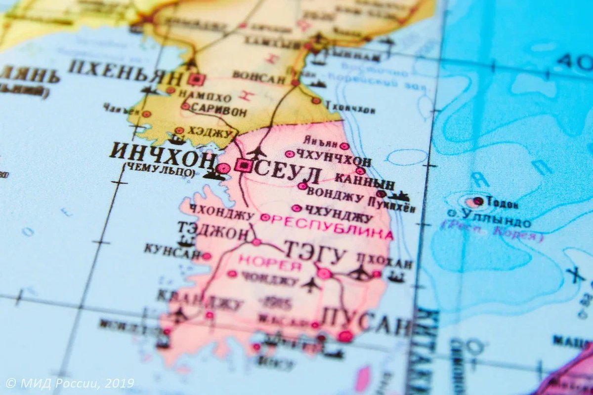 💬 #Zakharova: The current escalation clearly shows that approaches relying on sanctions and force not only hinder progress in unblocking the negotiating process but also pose a threat to the security of the #KoreanPeninsula and countries in Northeast Asia.