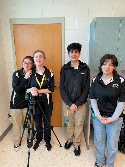 JFKAcademies's tweet image. Great representation by NJROTC, KCTV and LTI students today at the PTSA celebration with special guest Superintendent Dr. McKnight!
