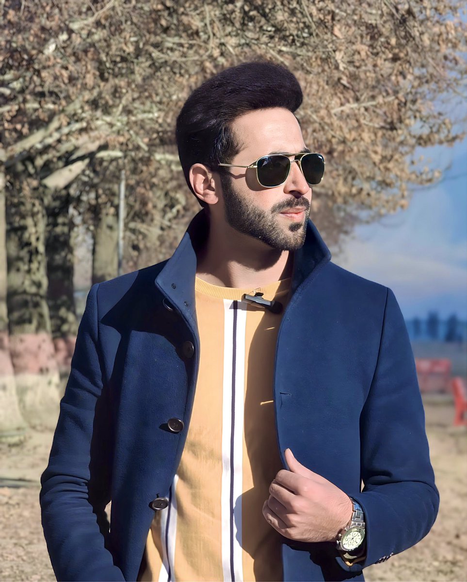 YTvvideos's tweet photo. Love winters 🤍💜💥💫 https://t.co/hC4jPr0ySl