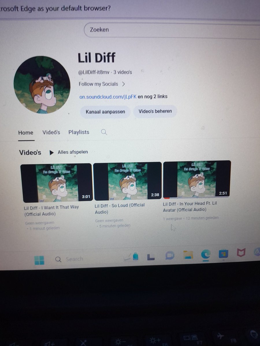LilDiff57's tweet photo. The first three songs from my album No Drugs &amp; Guns are out now! Only on YouTube and Soundclout (spotify coming soon) more songs on the way!🔥🔥 https://t.co/flD53RZrBv