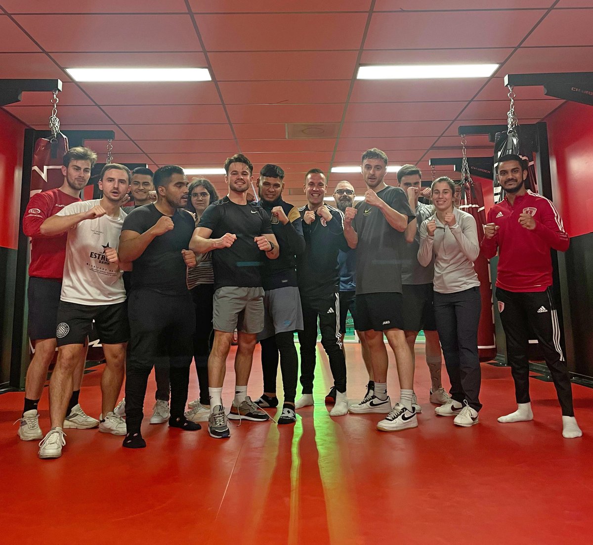 CruyffInstitute's tweet photo. What do our #StudyTrips involve?
- Visits to the top clubs in #Eredevisie, #Bundesliga or #LaLiga facilities (#FieldTrips).
-Lectures by #SportsIndustry experts.
- #Networking with fellow Master's students.
Check out some of the photos of our experience! 👇 https://t.co/Xb84OJI46Z