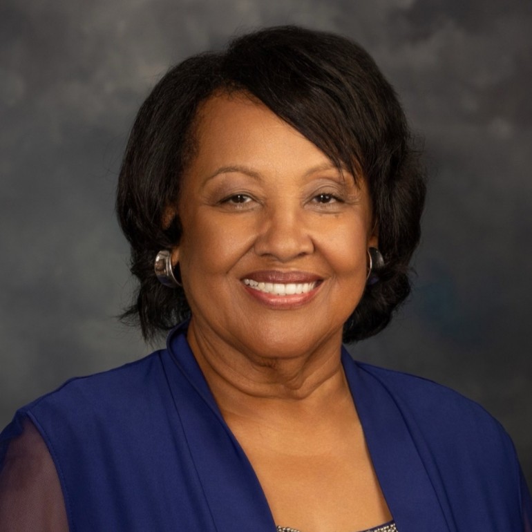 Coker University is devastated to hear about the loss of Gloria Bell. 

To learn more, click on the link below. 

loom.ly/M9lI6jA