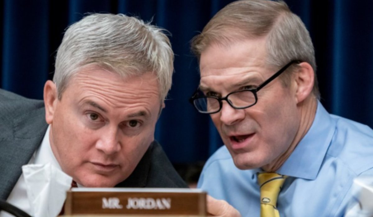 mealfitforaking's tweet image. Oops. Hard to believe both jimmies comer and Jordan managed to Munson themselves that bad. They seem so smart.