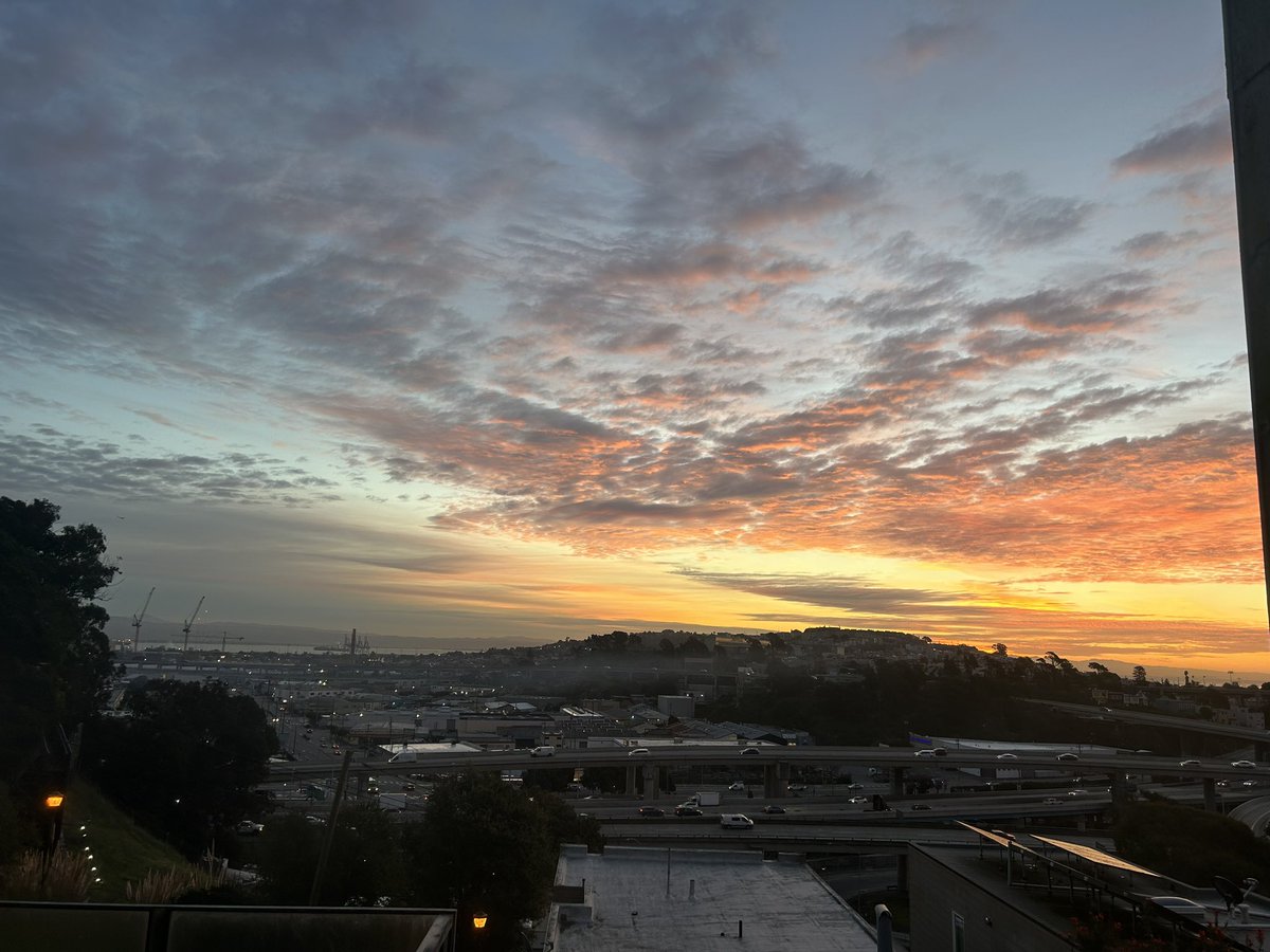 Tony Parisi tweet media