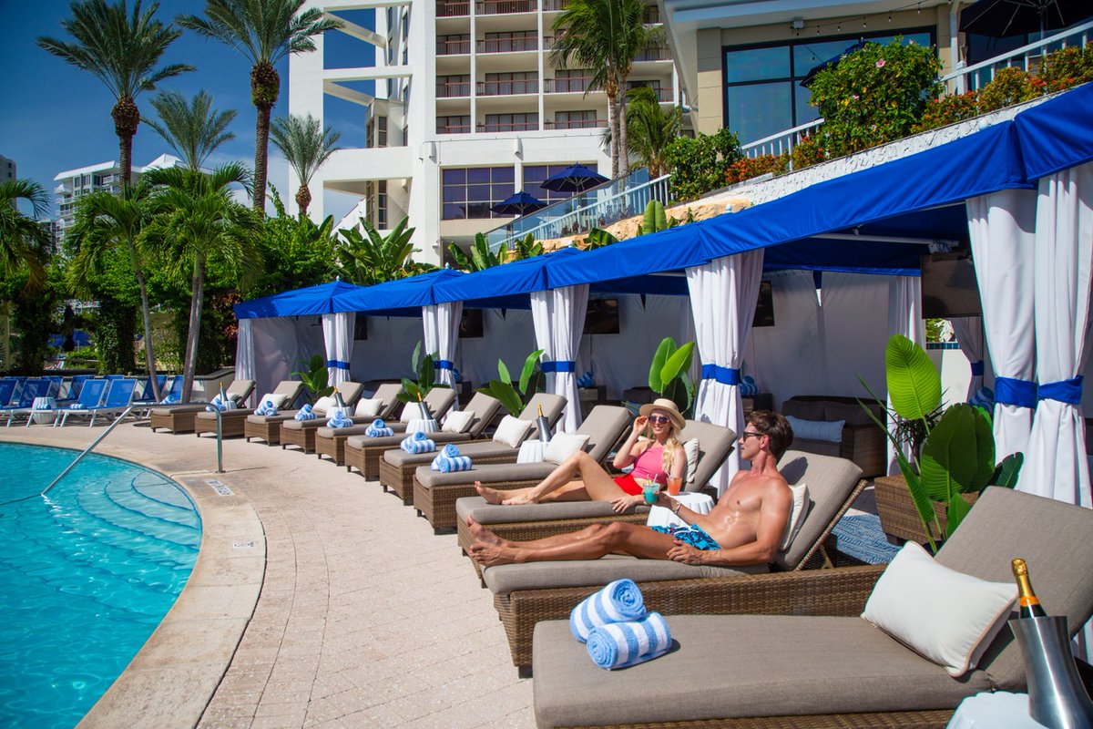 Dip into bliss with a poolside cabana retreat. Warmth, serenity, and a touch of luxury await ☀️

Get the best deal in paradise with our Sunshine Savings offer: bit.ly/3txjmnT