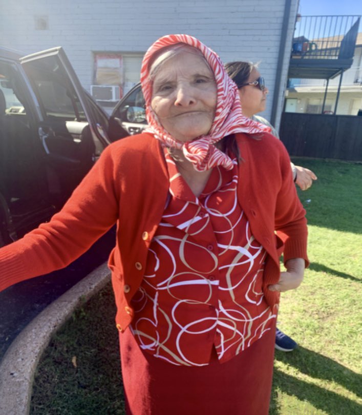 fbpdtx's tweet photo. 🚨CRITICAL MISSING- SILVER ALERT Have you seen Catalina Belloso? 

She went missing from the apartments at 2766 Cookscreek Place around 7:00 a.m. this morning. 

She is 5’4”, about 160lbs with grey hair and brown eyes. She has been diagnosed with Alzheimer’s. 

#CriticalMissing https://t.co/cmg7zejUTi