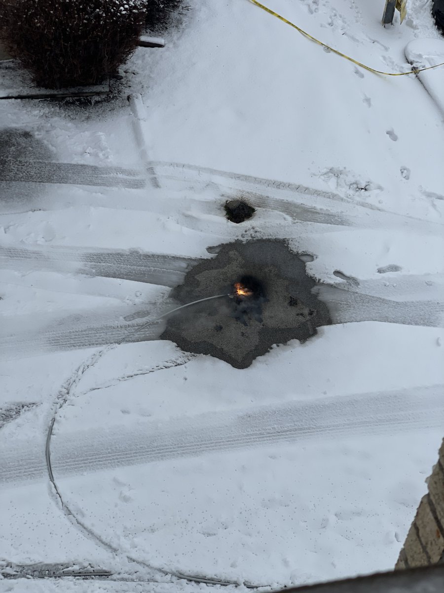 DaLouieV's tweet photo. @ComEd I reported an outage in Elmwood Park, (my area) but this power line has been burning for the last 2 hours… where y’all at?! https://t.co/03TRwyHXZz