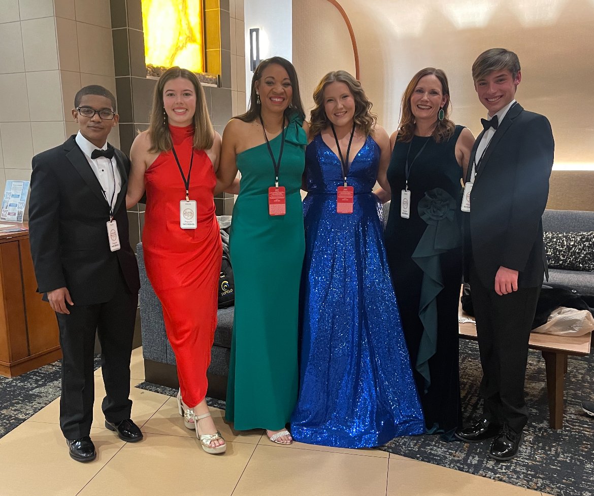 What a fantastic week for <a href="/WTHSNews/">WTHS Media</a> participating in the <a href="/tatereeves/">Governor Tate Reeves</a> inauguration and ball. Big time and incredible experience. #TPSD