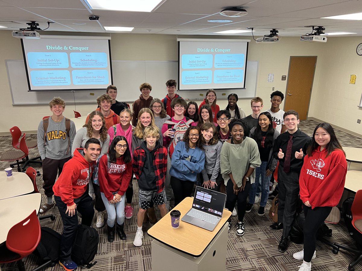 UrbanJason's tweet photo. Can’t image a better start to the day than working with these amazing FHS student leaders on our goals for second semester #buildtradition https://t.co/RsZ8Txwc04