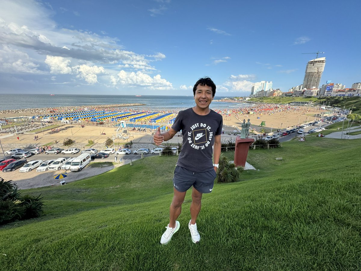 El jujeño Miguel Maza, maratonista con un tiempo de 2h17’30”.Ganó el Maratón y Medio Maratón de Mar del Plata🌊en 2023.
Actualmente corre entre 220 y 245km x semana.Viajará a La Quiaca🇦🇷para entrenar a 3500m de Altura y luego al <a href="/MaratonSevilla/">Zurich Maratón de Sevilla</a> 🇪🇸para intentar mejorar su ⏱️
