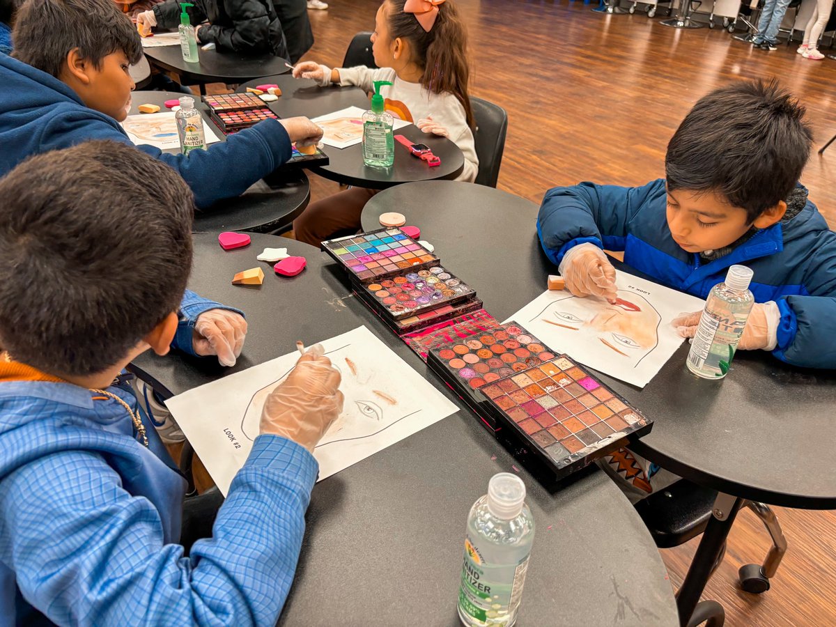 CTE Tours  have kicked off this year by inviting Jackson Elementary ‘s  3rd grade class to our campus to see what CTE is all about! We love getting to show students about the pathways we offer and the careers they could explore after high school. #thechapelhillway #codeblue