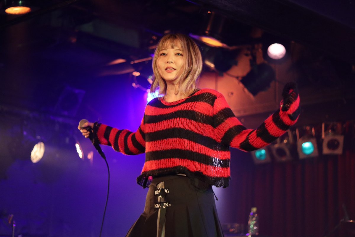 MaNAE_f's tweet photo. 「"FROM UDAGAWA"Vol.164」
ご来場ありがとうございました！

皆さんの温かさとVelCrownの底力で
素敵な空間を作り上げられました🔥

楽しかったぁ〜！
また会おうぜ〜！😎

#VelCrow #MaNAE https://t.co/NAFHT3i5L3