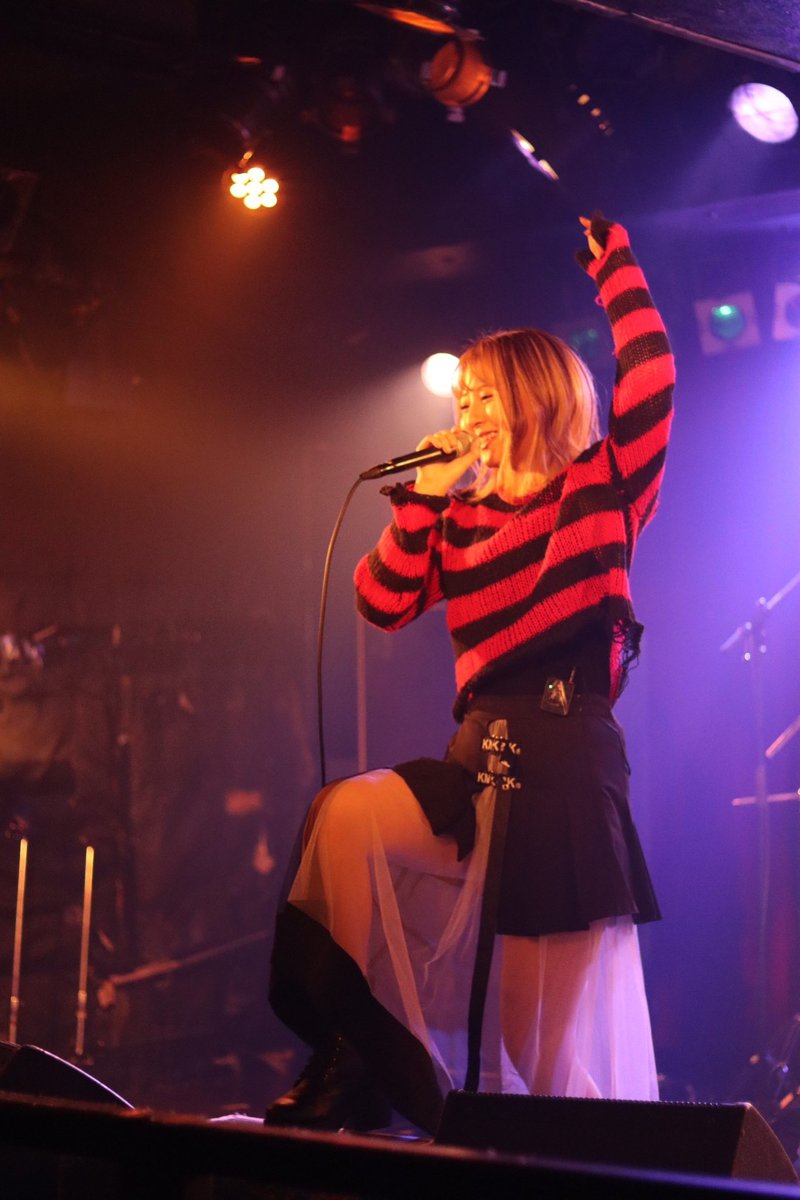 MaNAE_f's tweet photo. 「"FROM UDAGAWA"Vol.164」
ご来場ありがとうございました！

皆さんの温かさとVelCrownの底力で
素敵な空間を作り上げられました🔥

楽しかったぁ〜！
また会おうぜ〜！😎

#VelCrow #MaNAE https://t.co/NAFHT3i5L3