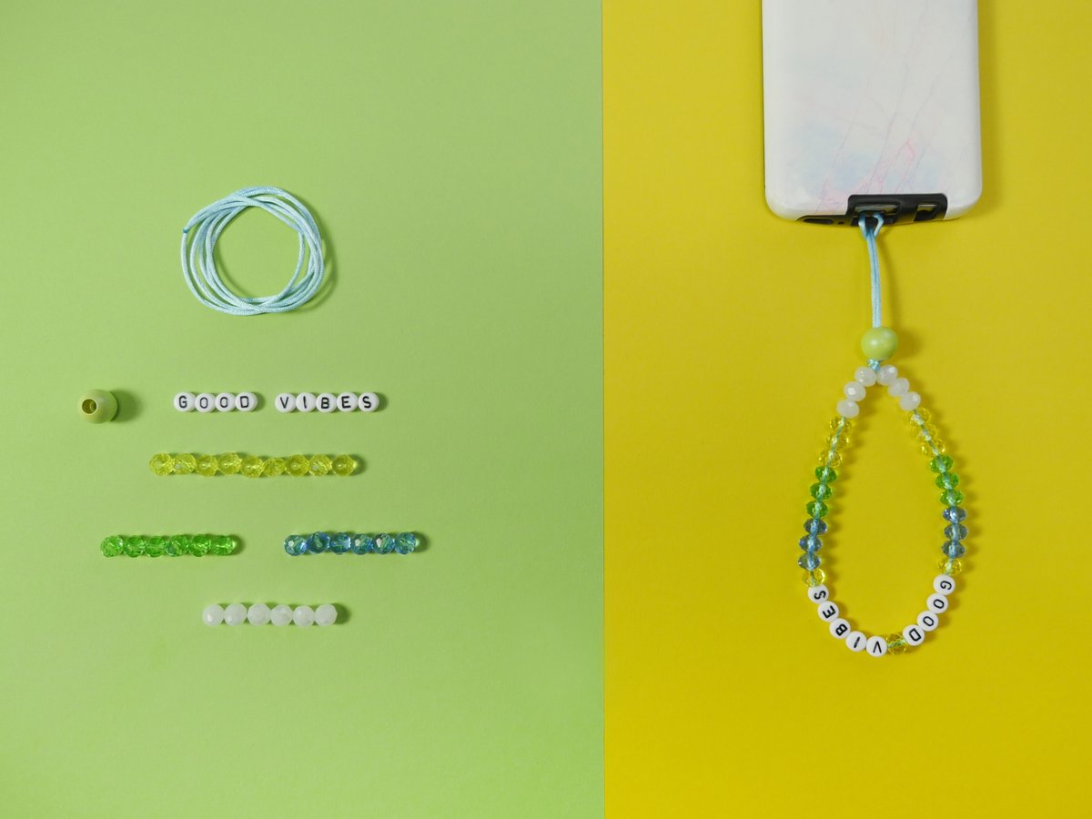 Schnulliketten's tweet image. 📱✨ DIY phone chain/charm | selbstgemachte Handykette/-anhänger ✨📱

💗 Um 50 % reduziert: Perlen für Schmuck:
schnullerkettenladen.de/schmuckzubehor…
❣️ Letzte Chance!

💗 Reduced by 50%: beads for making jewellery: schnullerkettenladen.de/en/jewelry-acc… ❣️ Last chance!

#handyanhänger #handykette #diy