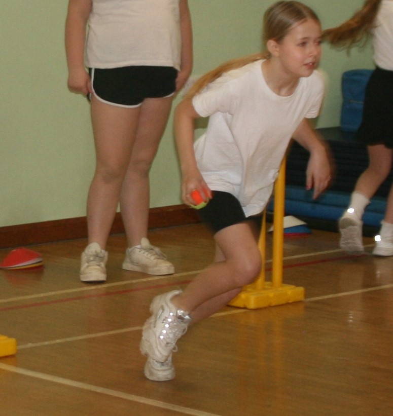 HolywellGreen's tweet photo. We have had a great first week back at school. The children have completed some amazing work. Today we had PE lessons delivered by a Yorkshire Cricket coach and the children were fully engaged and you could see visible  progress throughout the lesson. https://t.co/wnQMhC5TxR