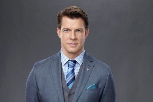 Are you a camera? Every time I look at you, I smile. 😊  #POstables #ericmabius #signedsealeddelivered