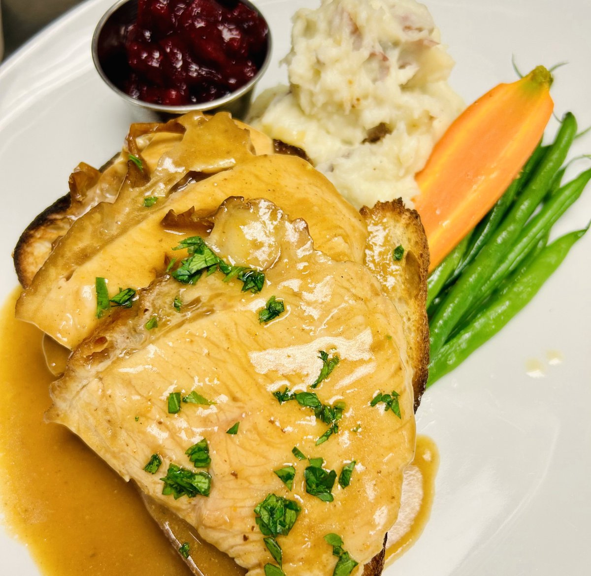 Mory's Association tweet media