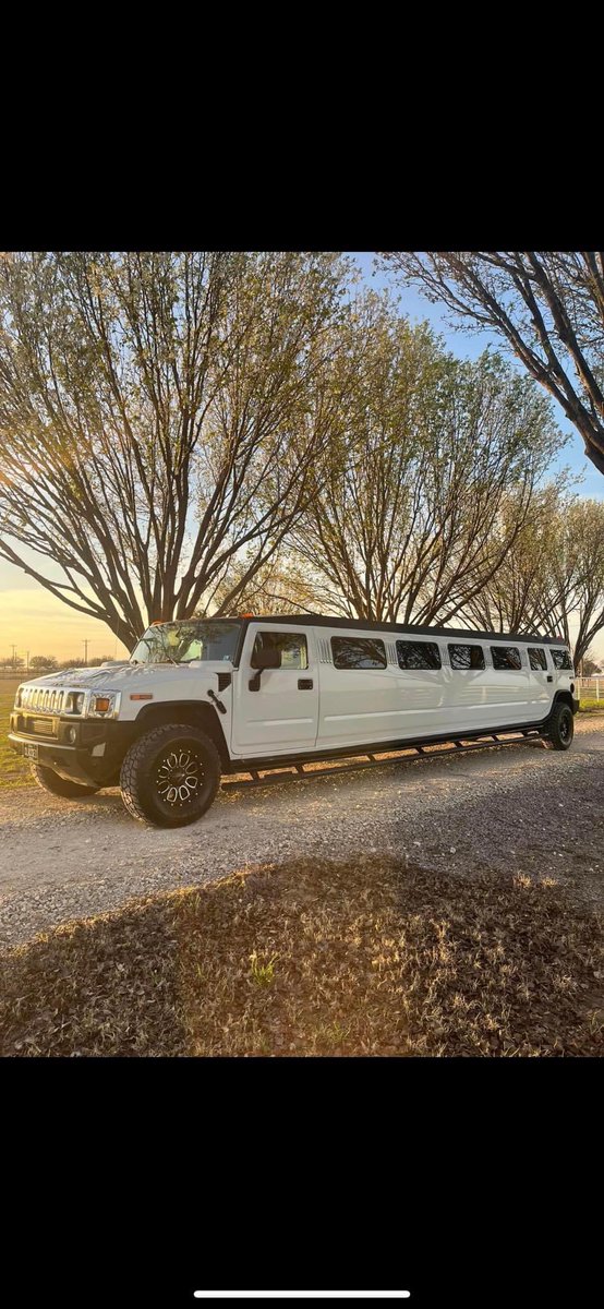 Excited to announce that I have the honor of  partnering with Johnsontop Limo Service to provide a sober ride home for our opening weekend all courtesy of Gunter BrewHouse! Ask for details and ride schedule behind the bar so we can accommodate y’all! 🍻