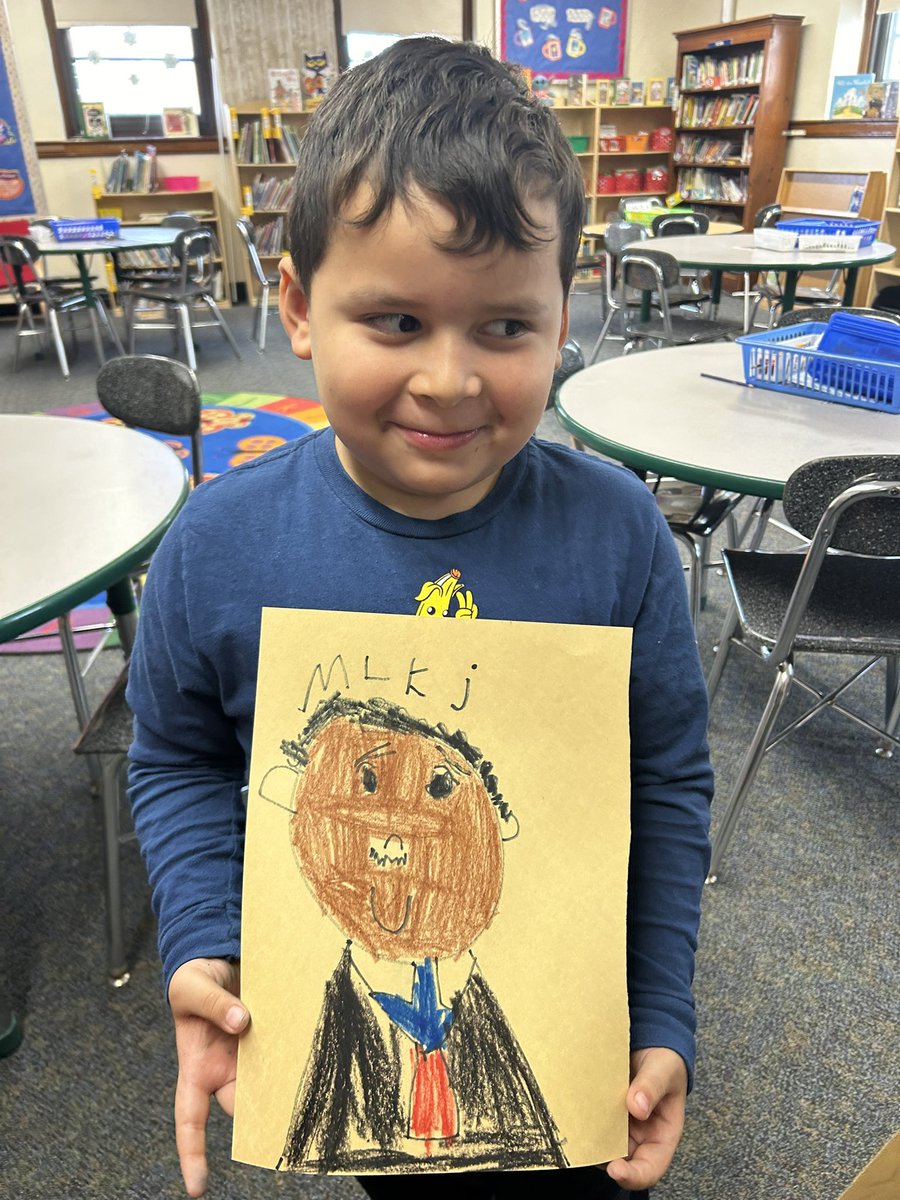 MrsNamur's tweet photo. These Kinder-Cuties loved learning about Dr. King’s message of ☮️ and ❤️ @WeAreHTSD @HTSD_Lalor Aren’t they the best?! https://t.co/A5X9d2VmvC