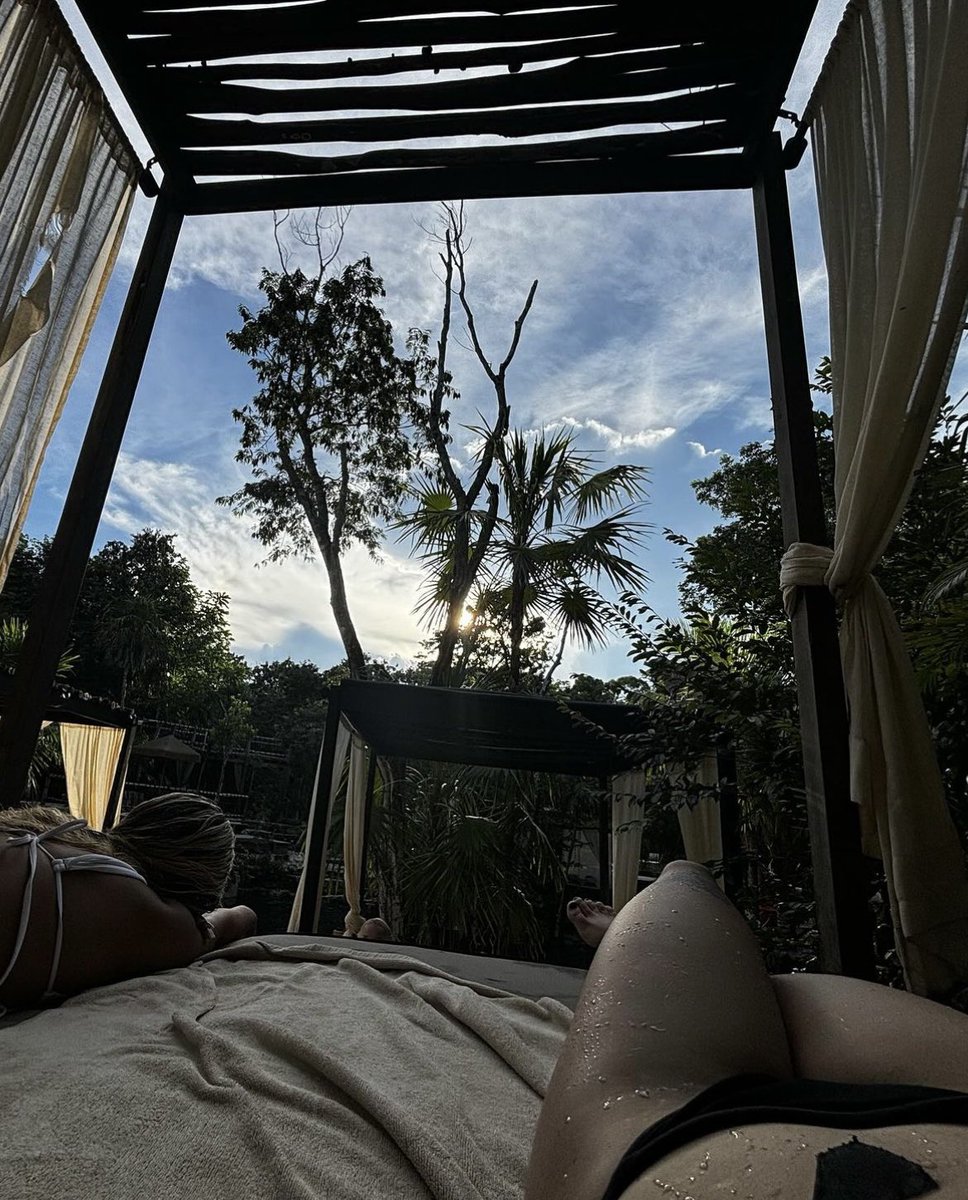 MxAbierta's tweet photo. Cenote sensual 🔥👁️ amig@s alucinantes 🪬📿 que Tulum sea eterno! 🪐✨
#swtulum #swplayadelcarmen #swmexico #swingermexico #swinger #vixen #stag #couple #single #pareja #bi #bisex #tulum #playadelcarmen #playacar https://t.co/1YsFLT0gvf