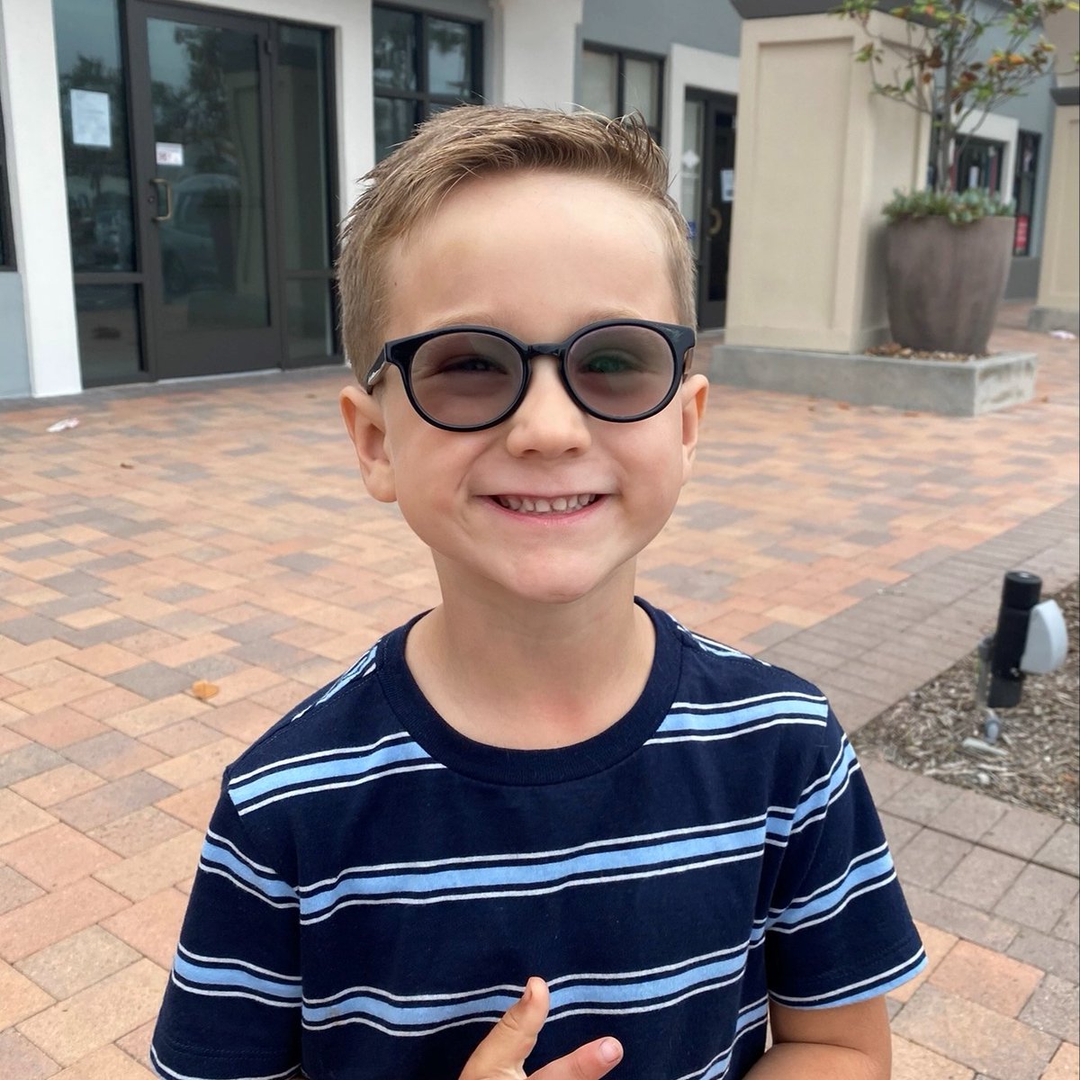 Meet Clark Taylor, one of our #PCRFKids! When Clark was 2 years old, he was diagnosed with retinoblastoma - a rare eye cancer. Because he participated in a double-blind study during treatment, physicians today have finer treatment plans for his tumor type! 🎗️