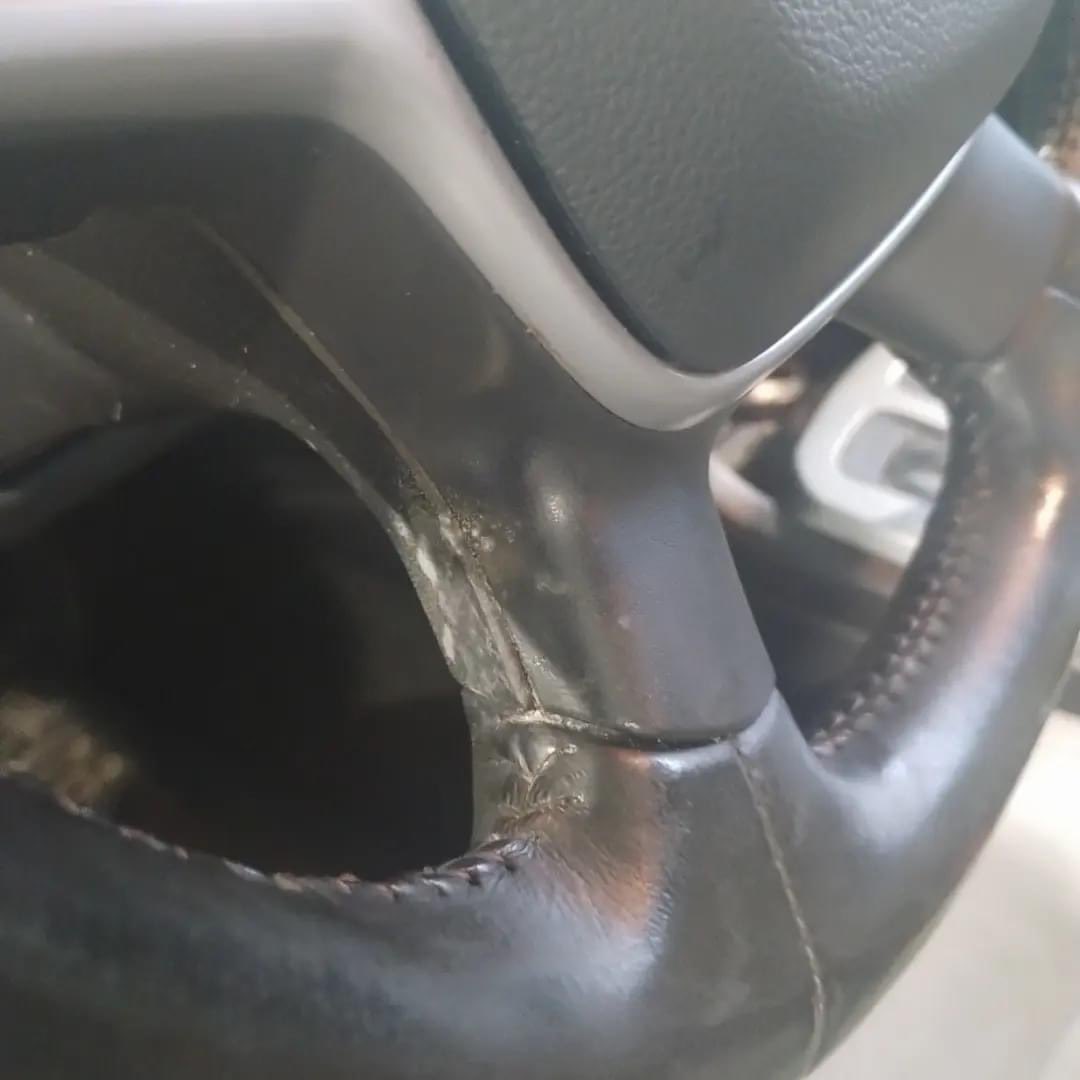 Ice_Ice_K8e's tweet photo. In today's update while the dealer had the car, a "seal broke" and filled the car with water and now it's moldy. Thanks New Smyrna beach Chevy. @GM and by thanks I mean you're a bunch of soggy pop tarts. https://t.co/ItfRfkBnl7