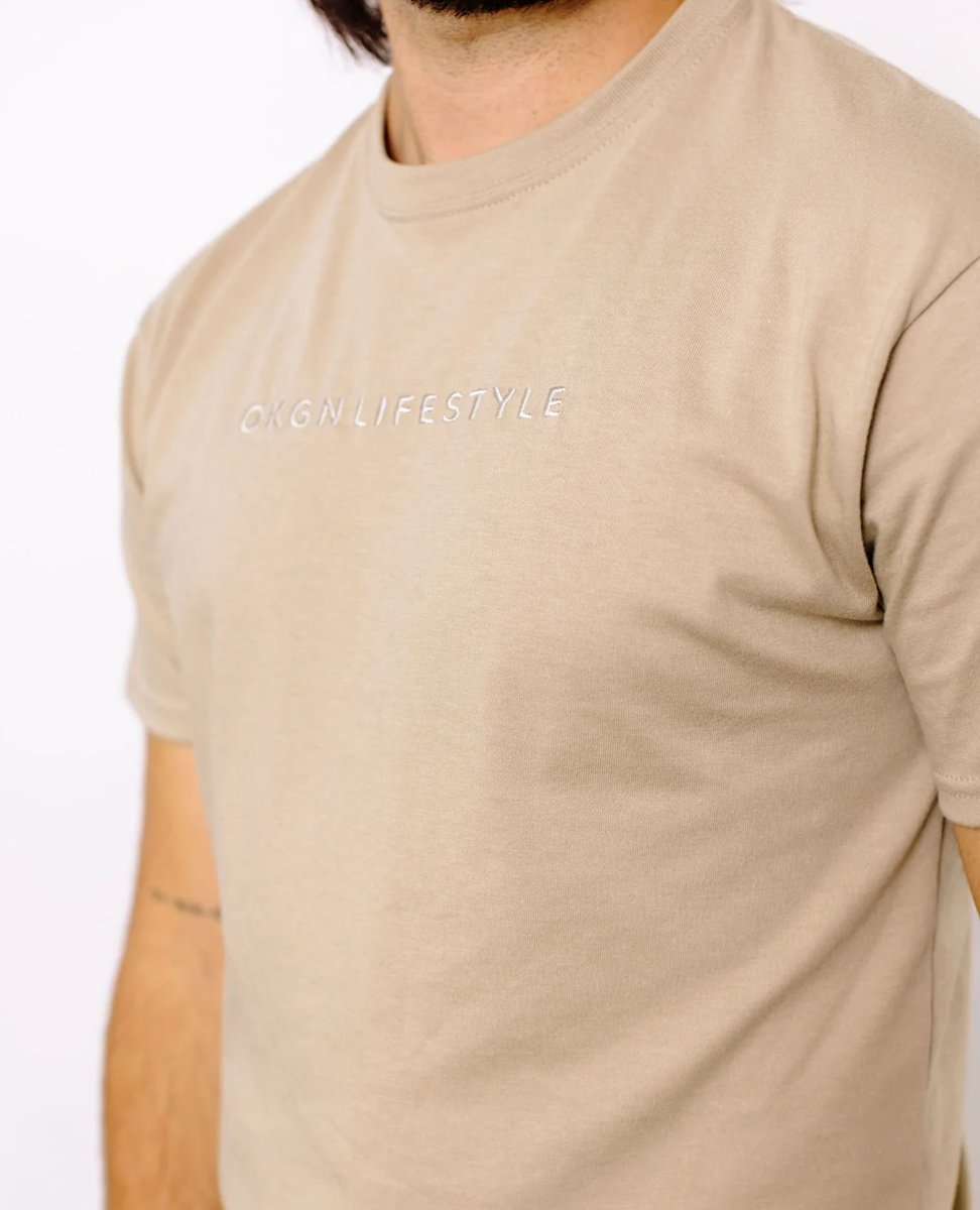 Machine wash cold and tumble dry with ease, ensuring convenience in care. Designed in a unisex, true-to-size fit, it's not just a garment; it's a statement for those who appreciate the finer details of life in the Okanagan.

okanaganlifestyle.ca/collections/t-…