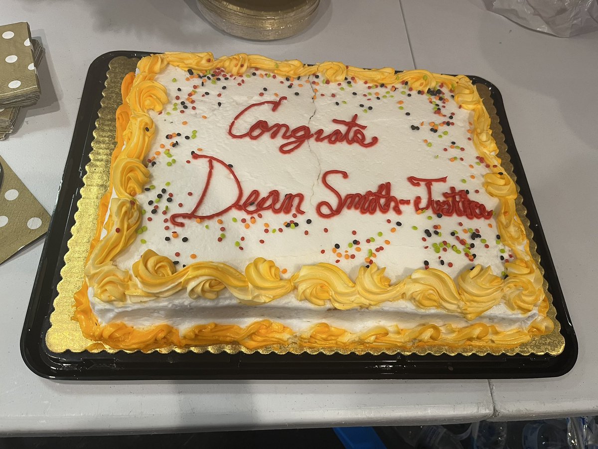 SumerMusick's tweet image. Congratulations Dr. Ella Smith-Justice 
on being named Dean of the College of Arts and Sciences! We are beyond blessed and so grateful for her compassionate leadership 
🧡🖤🐻🖤🧡