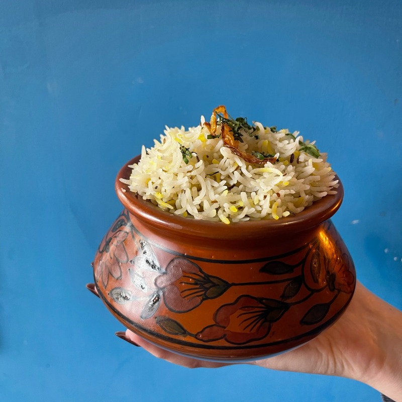 MattancherryC's tweet photo. Which #Biryani is your favourite? 🍚

Aged basmati rice, slow cooked with select fresh herbs and whole spices that lock in those delicate aromatics. Served with a creamy yoghurt raita or curry sauce. 😍

#restaurant #Indian #food #curry #takeaway #cardiff #deliveroo https://t.co/OUHhbYjhg8