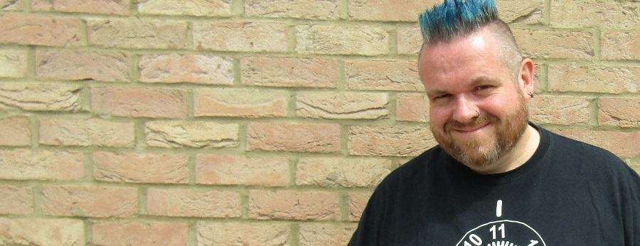 We've got <a href="/jimgellatly/">Jim Gellatly</a> on <a href="/amazingradio/">Amazing Radio</a>, with all the best new music. Jim has tracks from @aandtheregents <a href="/ADZii_BOii/">ADZii BOii</a> @ARCADESTATEGLA1 <a href="/arkleymusic/">ARKLEY</a> <a href="/Benwalkertv/">Ben walker</a> <a href="/BenLeftwich/">Benjamin Leftwich</a> <a href="/ConflictHope/">Conflict Hope</a> <a href="/CWalshMusic/">Curtis Walsh</a> <a href="/discoinsochi/">DISCO IN SOCHI</a> <a href="/Discolaband/">Discola</a> &amp; <a href="/drewdaviesmusic/">DrewDavies</a>!

amazingradio.com/shows/jimgella…