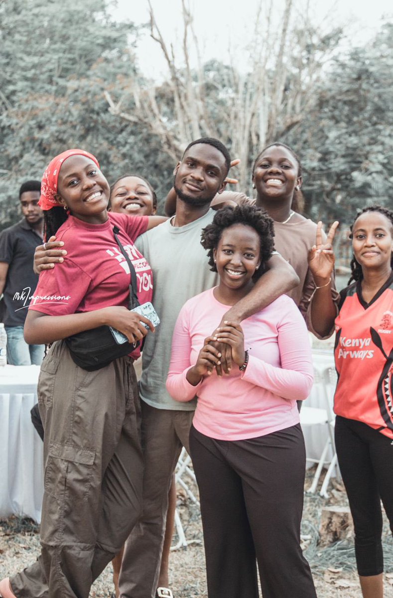 Golden Day Out ✨
Accra Labone leo club , Ashesi Leo club together with their parent club began the year with an outdoor themed hangout amongst their members.
Leos, We serve!! 🦁❤️

#leodistrict418 #weserve #accralaboneleos #ashesileos #kindnessmatters