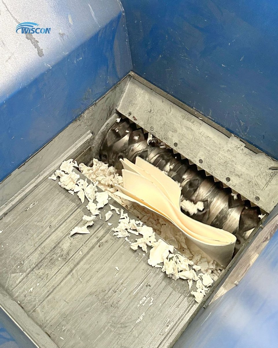 Wiscon_Tech's tweet image. Industrial paper shredding by Wiscon P260 shredder - SWIPE TO SHRED.

Learn more: wiscon-tech.com/single-shaft-s…

#shreddermachine #recyclingmachines #recyclingequipment #recycling #plasticrecycling #paperrecycling #recyclenow #wiscontech