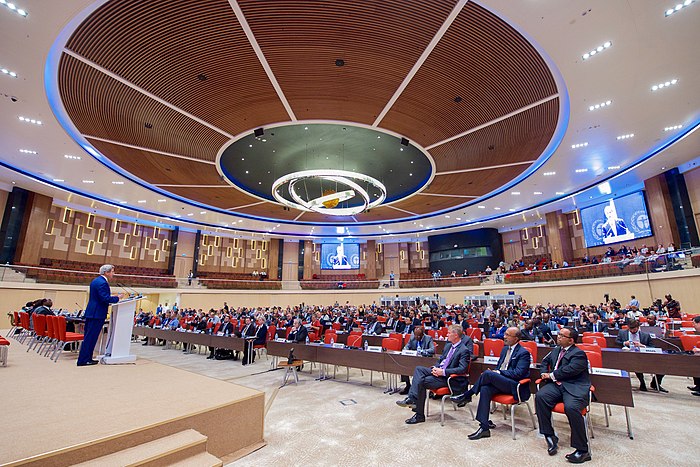 afromorphism's tweet photo. International Convention Center.

📍 Durban, KwaZulu-Natal, South Africa.

the ICC Durban stands as a significant events venue. 
this expansive facility, inaugurated by Nelson Mandela in 1997, marked a historic milestone as South Africa's first International Convention Centre. https://t.co/CB54EYi1DA