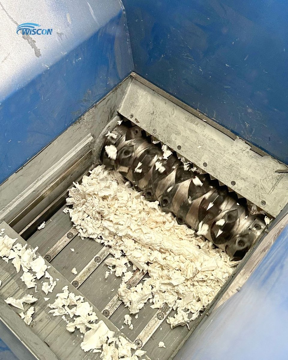 Wiscon_Tech's tweet image. Industrial paper shredding by Wiscon P260 shredder - SWIPE TO SHRED.

Learn more: wiscon-tech.com/single-shaft-s…

#shreddermachine #recyclingmachines #recyclingequipment #recycling #plasticrecycling #paperrecycling #recyclenow #wiscontech