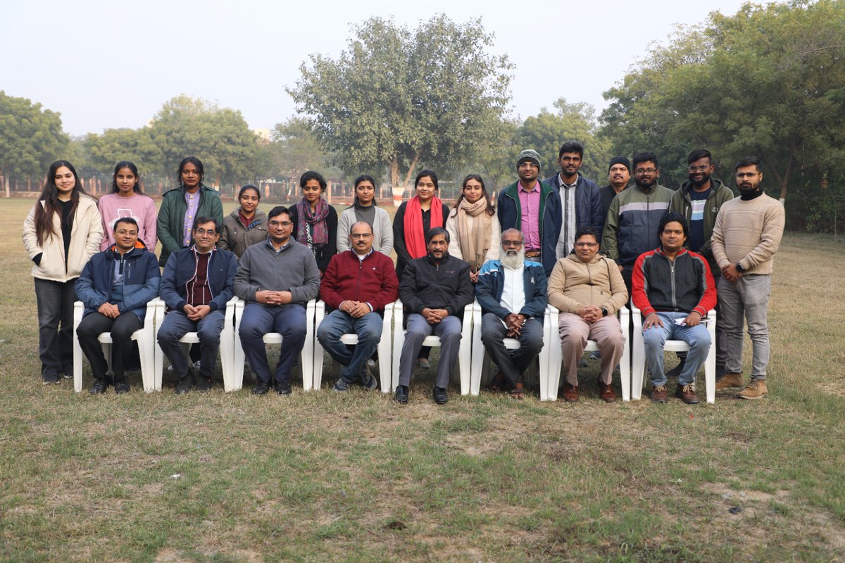 CSIR_CDRI's tweet photo. Convocation program of #Certificate #Course on #SkillDevelopment in
#ComputationalApproaches to #DrugDesign and
#Development (04th December 2023 to 12th January 2024)
@CSIR_IND @IndiaDST https://t.co/CW1kPrZpNK